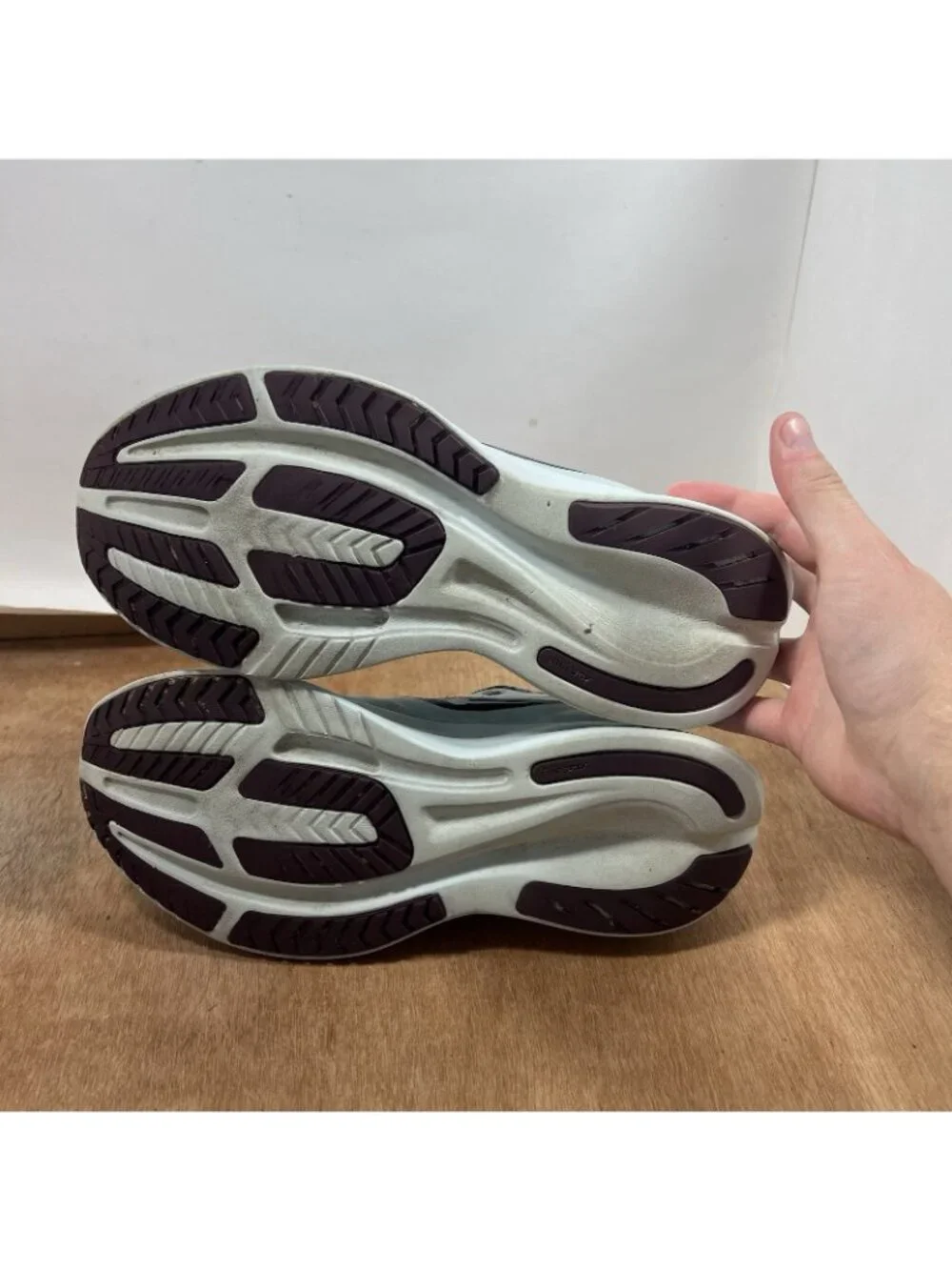 Saucony Ride 15 Runshield Running Shoes Women Size 9.5 Waterproof S10806-02
